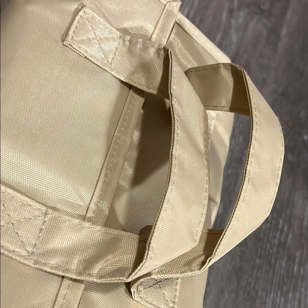 JM NEW YORK- Cream Roll Up Makeup/Mini Travel Bag - Picture 11 of 12